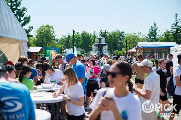 В Омске состоялся традиционный "зелёный" забег