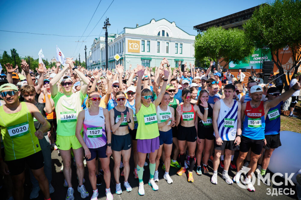В Омске состоялся традиционный "зелёный" забег