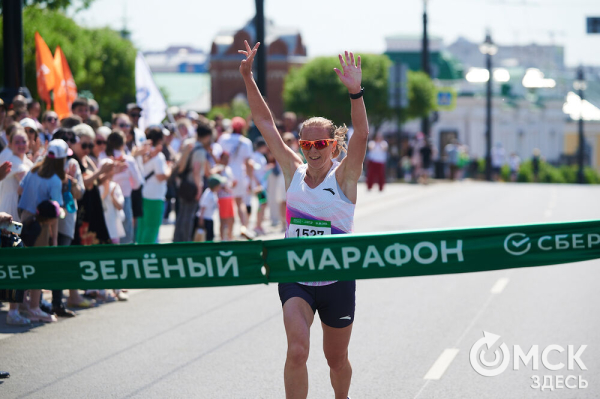 В Омске состоялся традиционный "зелёный" забег