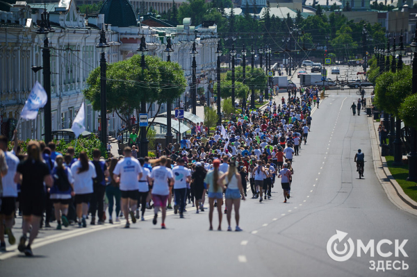 В Омске состоялся традиционный "зелёный" забег