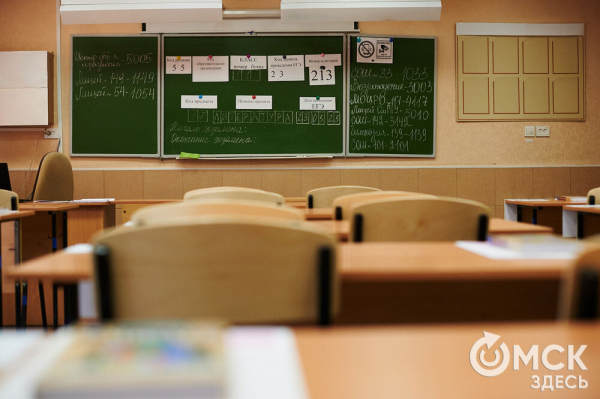 Под прицелом камер, но с шоколадкой. В Омске стартовал экзаменационный марафон