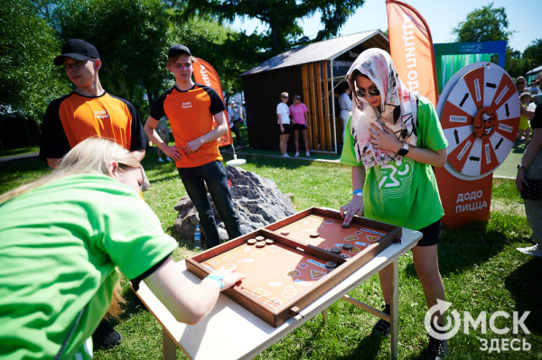 В Омске состоялся традиционный "зелёный" забег