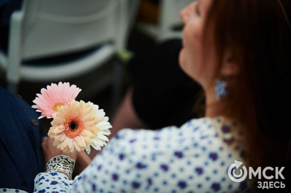 Буквы в пространстве: книжный блогер Александра Макарова презентовала свою вторую книгу