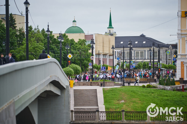 Омские легкоатлеты завоевали три золотые медали на Весеннем полумарафоне  