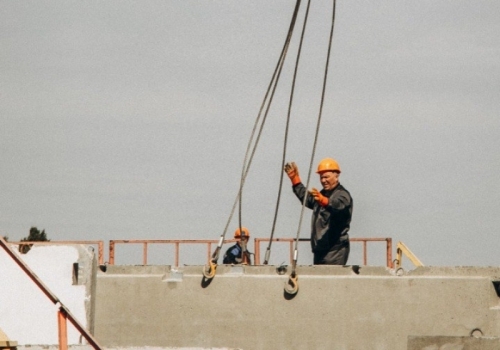 В Омске на улице Суворова хотят построить спа-комплекс с уличным бассейном