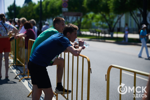 В Омске состоялся традиционный "зелёный" забег