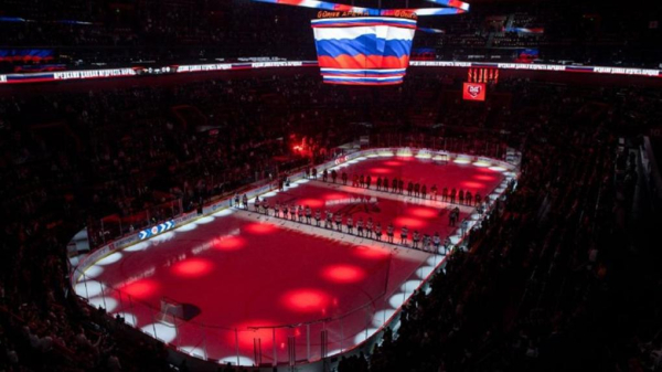 Билеты на шестую игру серии «Омских Ястребов» со «СКА-1946» останутся бесплатными Билеты на шестую игру серии «Омских Ястребов» со «СКА-1946» останутся бесплатными