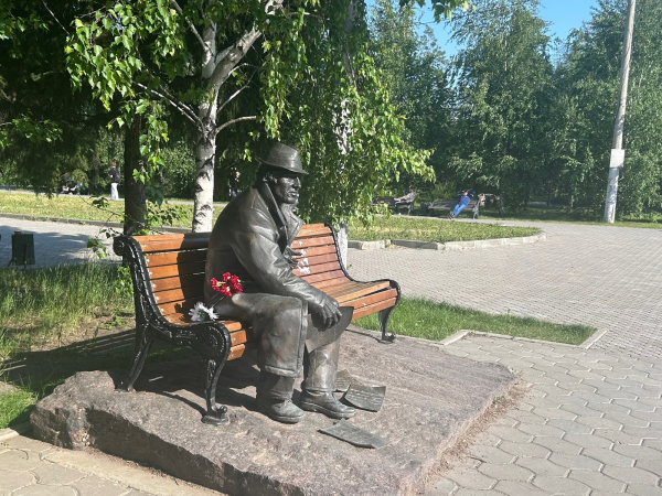 В Омске вспоминают Аркадия Кутилова В Омске вспоминают Аркадия Кутилова