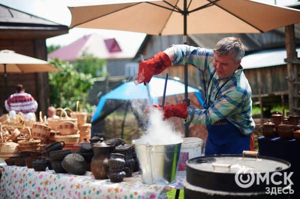 Пробуем колобок на вкус. Чем ещё заняться на фестивале "Слетье"