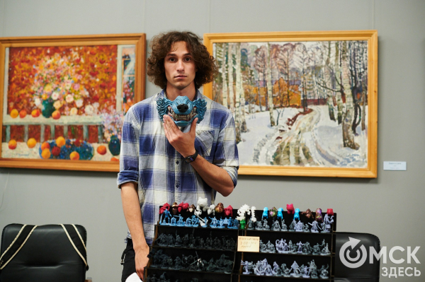 "Сердечные" украшения, лесные бабуи: что нам приглянулось на фестивале Garazhka