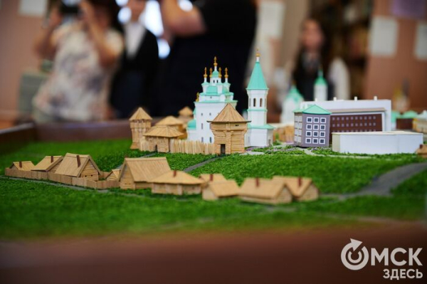 Захватывает не меньше, чем Minecraft и "Лего". Зачем в Омске собрали Тарский кремль из зубочисток и опилок Захватывает не меньше, чем Minecraft и "Лего". Зачем в Омске собрали Тарский кремль из зубочисток и опилок