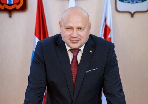 Мэр Омска предостерег любителей самовольной рекламы на общественных пространствах