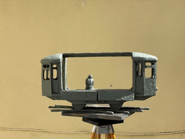 Режиссёр Балабанов объединил Омск, Екатеринбург и Питер Режиссёр Балабанов объединил Омск, Екатеринбург и Питер