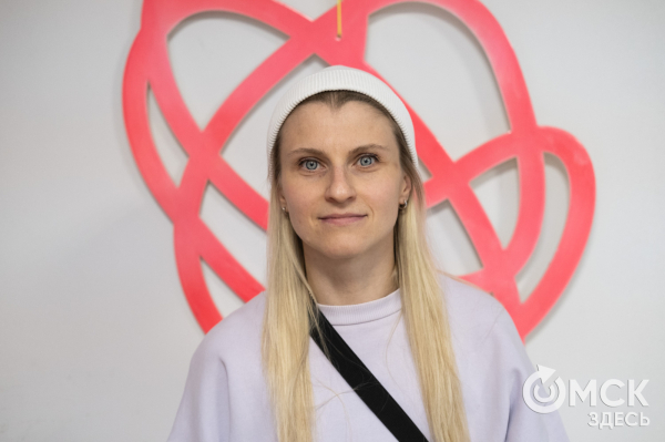 Нити судьбы: "вышивка" эмоций от Лизы Корн