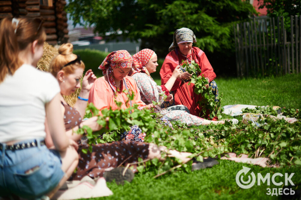 Пробуем колобок на вкус. Чем ещё заняться на фестивале "Слетье"