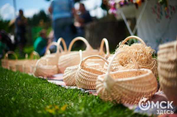 Пробуем колобок на вкус. Чем ещё заняться на фестивале "Слетье"