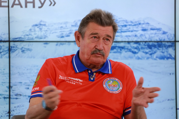 Омичи готовятся пройти Северный морской путь на яхте "Братство"