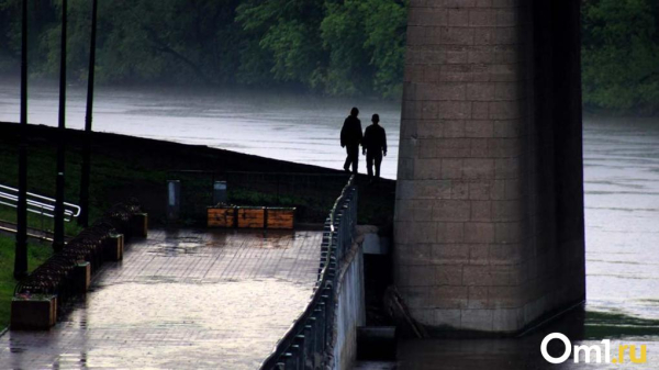 Атлантический циклон несёт в Омск прохладу и непогоду