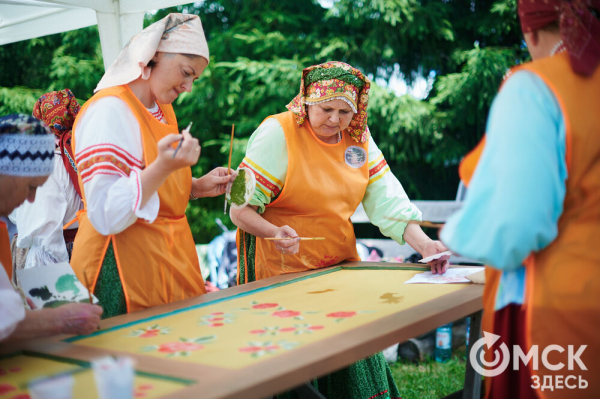 Пробуем колобок на вкус. Чем ещё заняться на фестивале "Слетье"