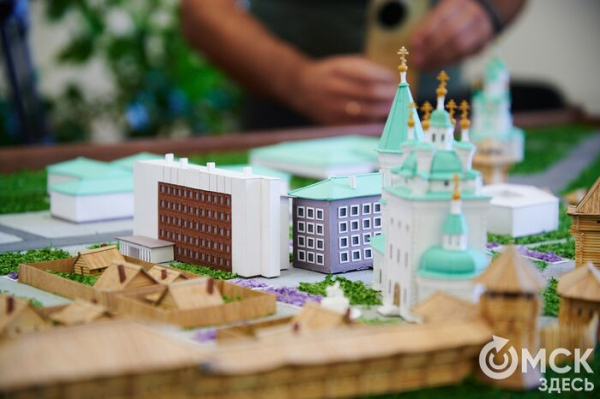 Захватывает не меньше, чем Minecraft и "Лего". Зачем в Омске собрали Тарский кремль из зубочисток и опилок Захватывает не меньше, чем Minecraft и "Лего". Зачем в Омске собрали Тарский кремль из зубочисток и опилок