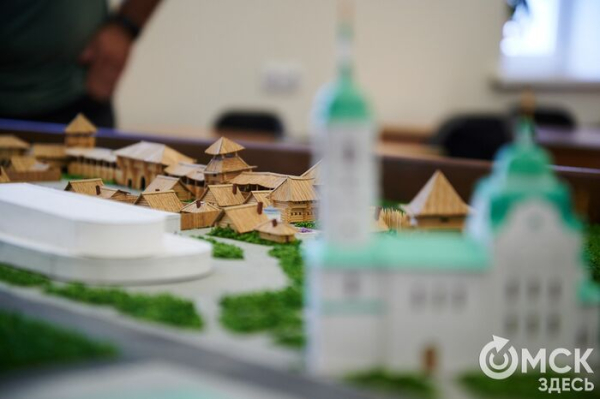 Захватывает не меньше, чем Minecraft и "Лего". Зачем в Омске собрали Тарский кремль из зубочисток и опилок Захватывает не меньше, чем Minecraft и "Лего". Зачем в Омске собрали Тарский кремль из зубочисток и опилок