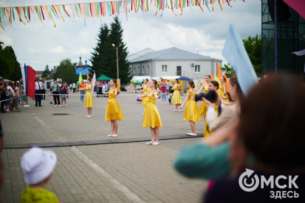 Пробуем колобок на вкус. Чем ещё заняться на фестивале "Слетье"