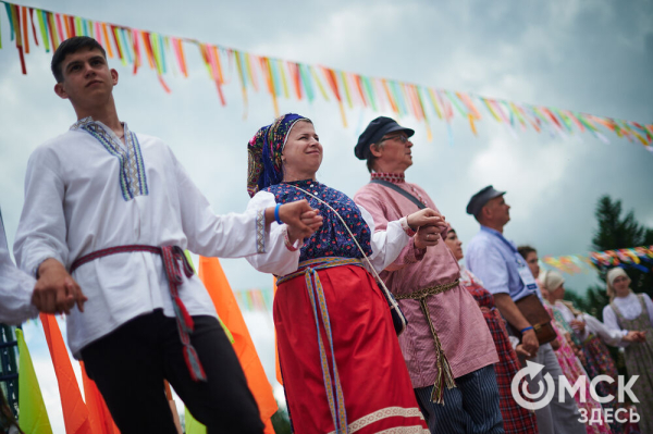 Пробуем колобок на вкус. Чем ещё заняться на фестивале "Слетье"