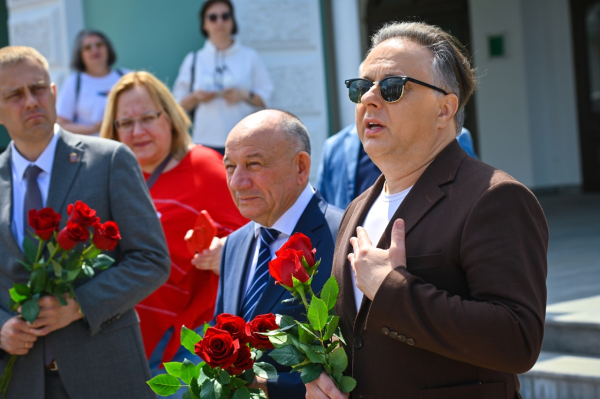 "Нельзя приказать": директор Вахтанговского театра Кирилл Крок о людях без кожи и магии, которая иногда не случается