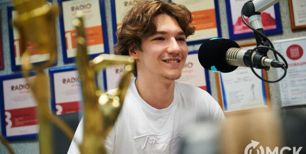 Место под солнцем нужно выгрызать зубами. Молодой омский защитник Дмитрий Хлопиков о планах на новый хоккейный сезон Место под солнцем нужно выгрызать зубами. Молодой омский защитник Дмитрий Хлопиков о планах на новый хоккейный сезон