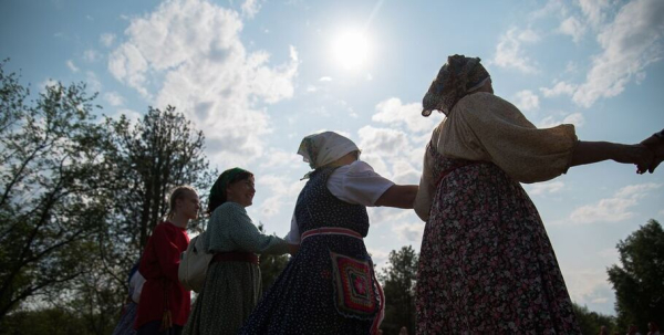 Пробуем колобок на вкус. Чем ещё заняться на фестивале "Слетье"