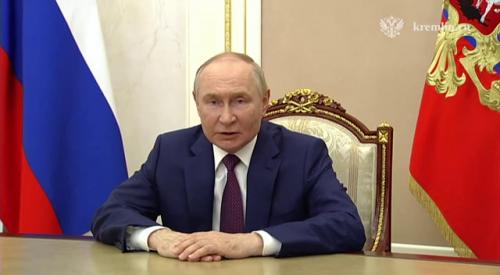 Путин поздравил моряков с Днем военно-морского флота