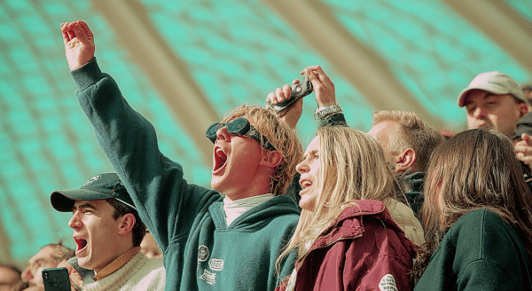 Футбольный дебют и бойцовский реванш. Топ спортивных событий недели по версии "Омск Здесь"