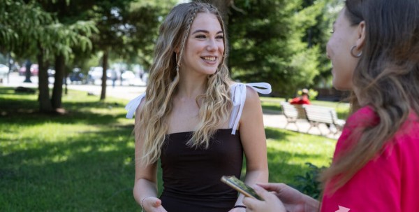 "Прибрать" свой голос, чтобы услышать другого. Интервью с финалисткой "Голоса Третьей столицы" Дарьей Зубковой