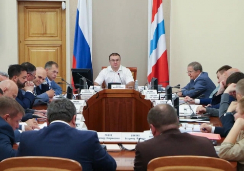 Хоценко поручил быстро устранить последствия урагана в Омской агломерации