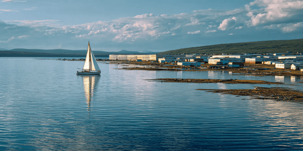 Яхта "Братство" начинает самую сложную часть маршрута кругосветной экспедиции