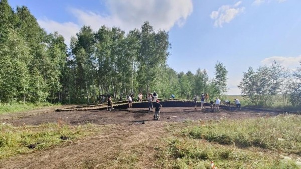 Омские археологи нашли таинственный артефакт, связанный с Китаем. Что скрывают курганы?