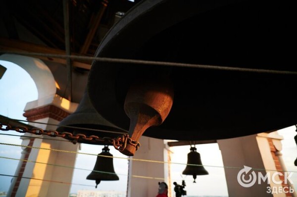 Каким Омск видится с высоты: поднимаемся на колокольню в центре города