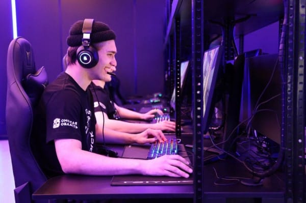 Игры, которые учат реагировать: почему киберспорт - это не развлечение, а инвестиция в самого себя