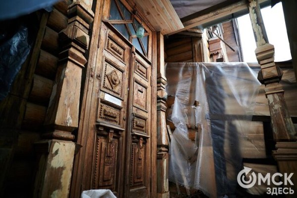 Столетнему особняку в центре Омска оставили шанс на возрождение усадьбы