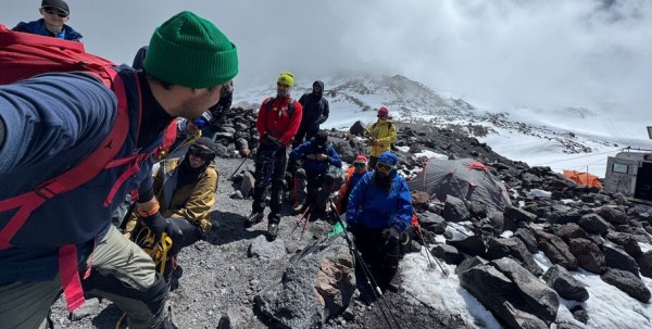 "Важно не куда ты идёшь, а с кем". Зачем мужчины уходят в горы