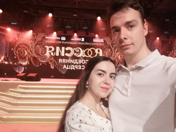 Студенты омского вуза приняли участие в масштабном свадебном флешмобе