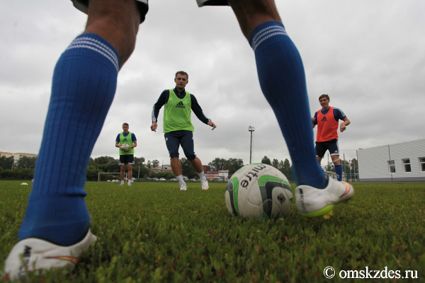 Футболисты с новым тренером и хоккеисты без легионеров. Топ спортивных событий недели по версии "Омск Здесь" Футболисты с новым тренером и хоккеисты без легионеров. Топ спортивных событий недели по версии "Омск Здесь"