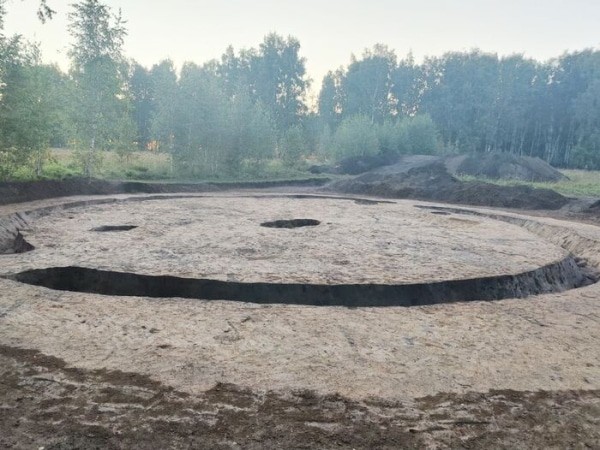 Две могилы на троих. Омские археологи "докопались" до древнего захоронения