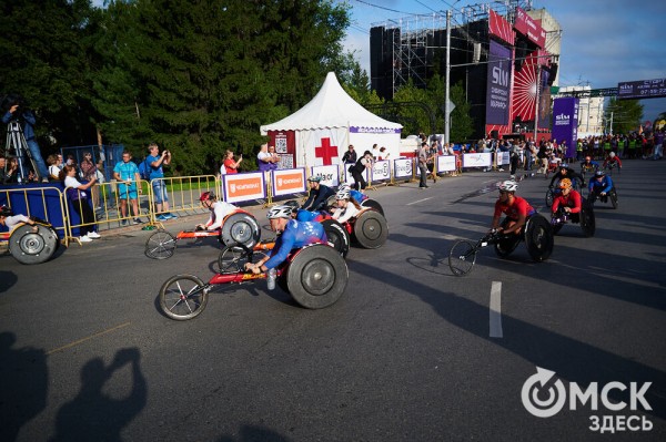 Россиянин Андрей Янович прервал победную серию кенийцев на Сибирском международном марафоне - 2025