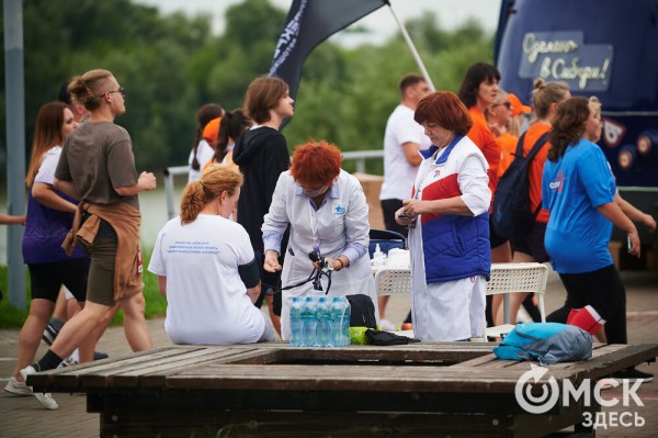 Россиянин Андрей Янович прервал победную серию кенийцев на Сибирском международном марафоне - 2025