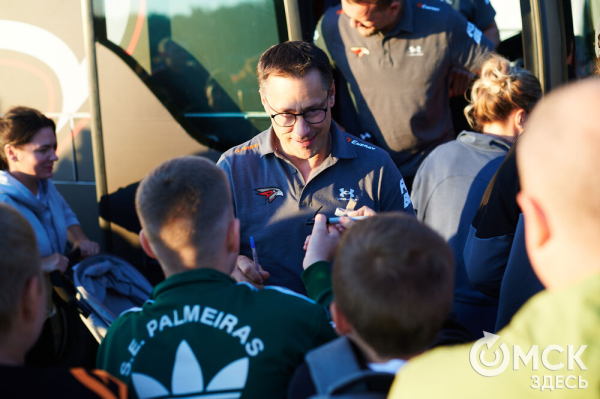 Оперились! "Авангард" презентовался к новому сезону Оперились! "Авангард" презентовался к новому сезону