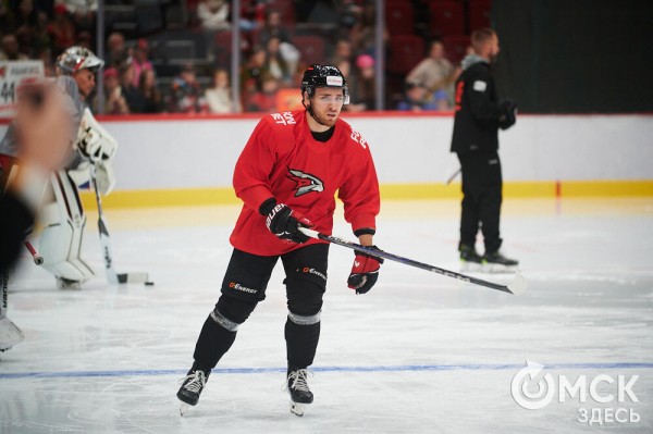 Ги Буше снял отпускную "ржавчину" с хоккеистов "Авангарда" Ги Буше снял отпускную "ржавчину" с хоккеистов "Авангарда"