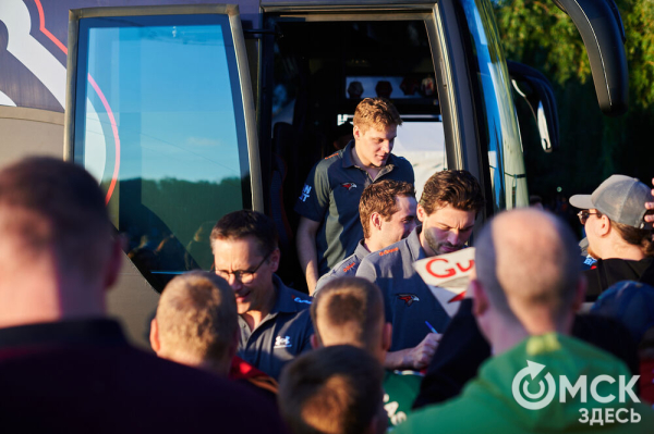 Оперились! "Авангард" презентовался к новому сезону Оперились! "Авангард" презентовался к новому сезону