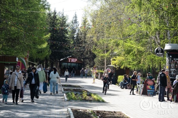 Глэмпинг и кино: что готовят в Советском парке