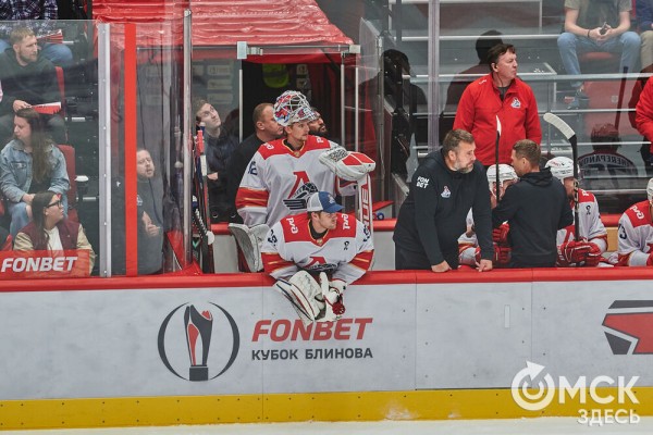 "Авангард" забросил три безответные шайбы "Локомотиву" на Кубке Блинова